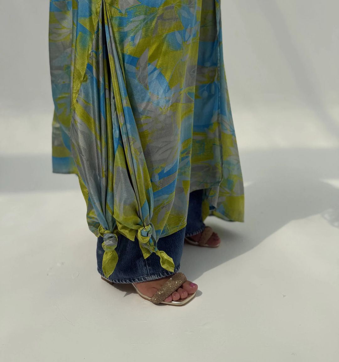 Silk Abaya C31 - 4