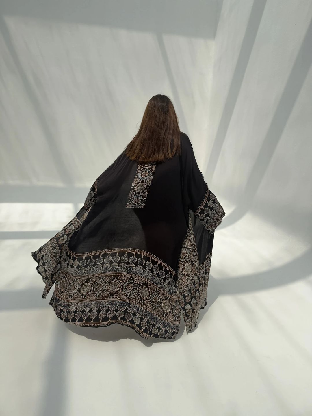 Bisht Pure Silk Handblock Abaya C8 - 2