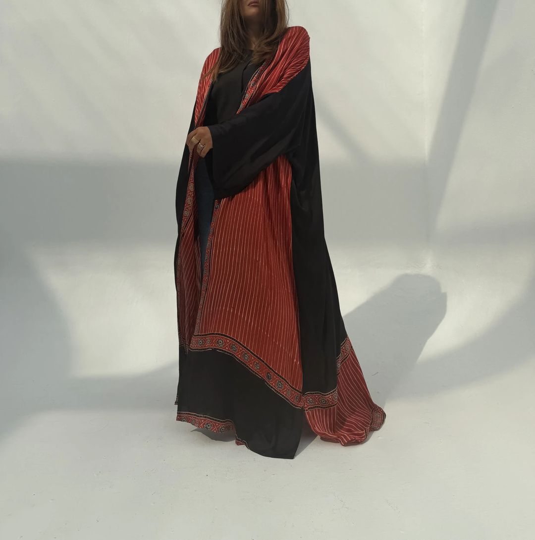Bisht Pure Silk Handblock Abaya U 12 - 2