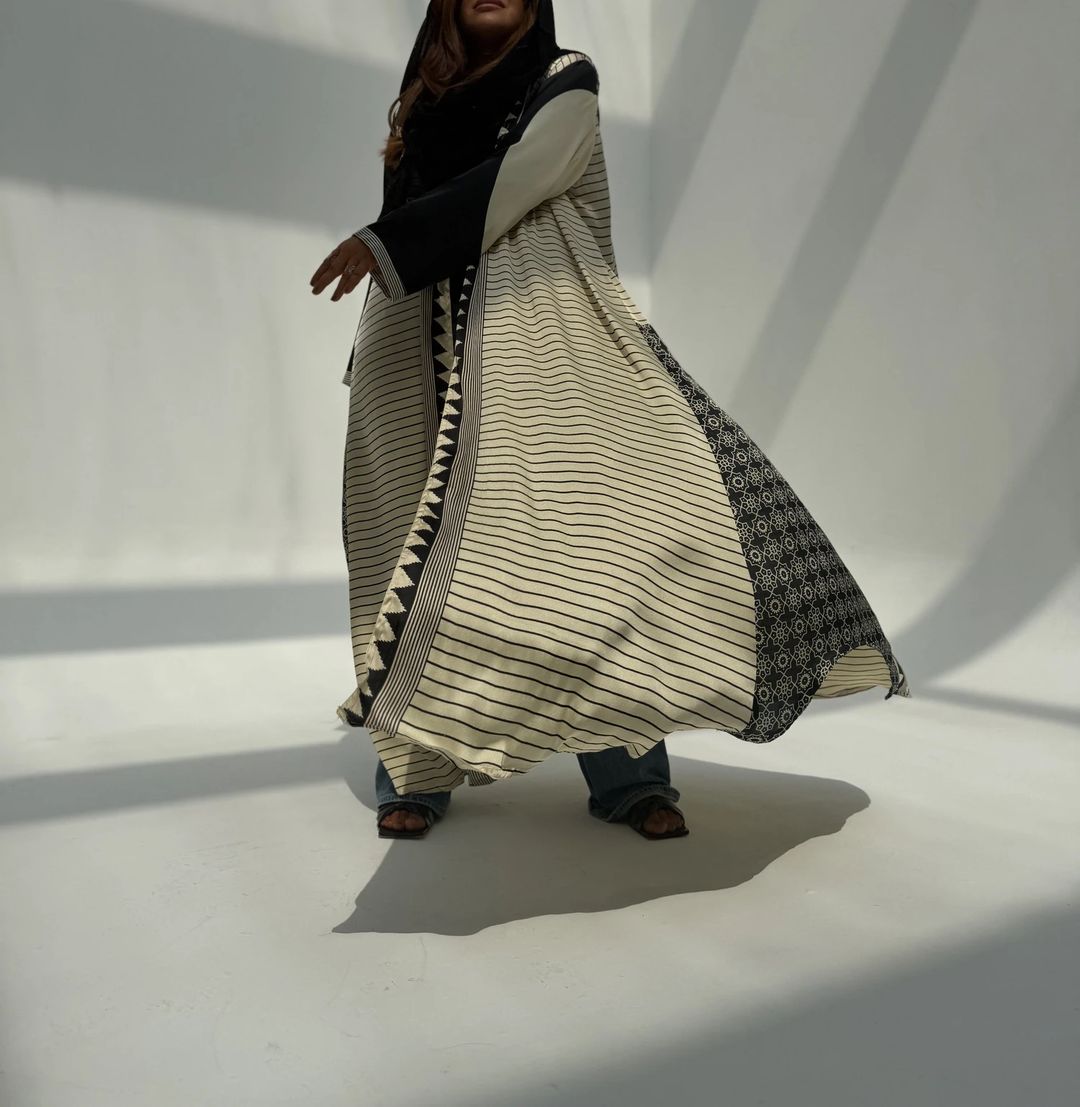 Silk Digital Print Cloche Abaya A3 - 3