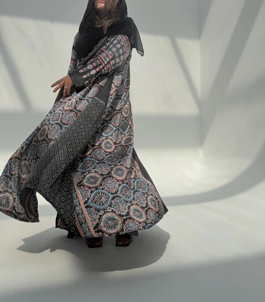Silk Digital Print Cloche Abaya A6 - 11