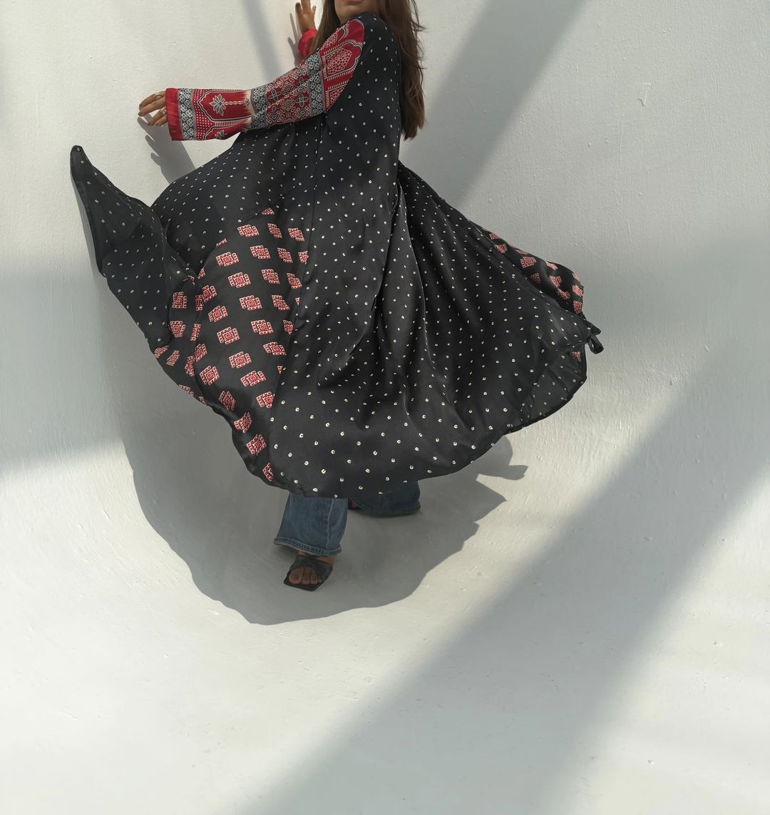 Silk Digital Print Cloche Abaya A5 - 5