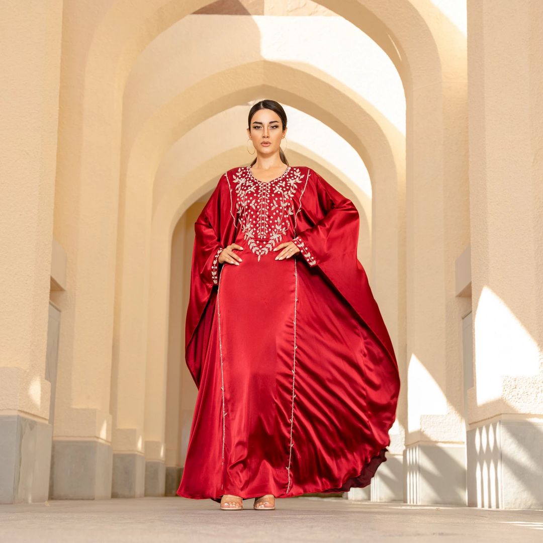 RED Beauty Kaftan - 4