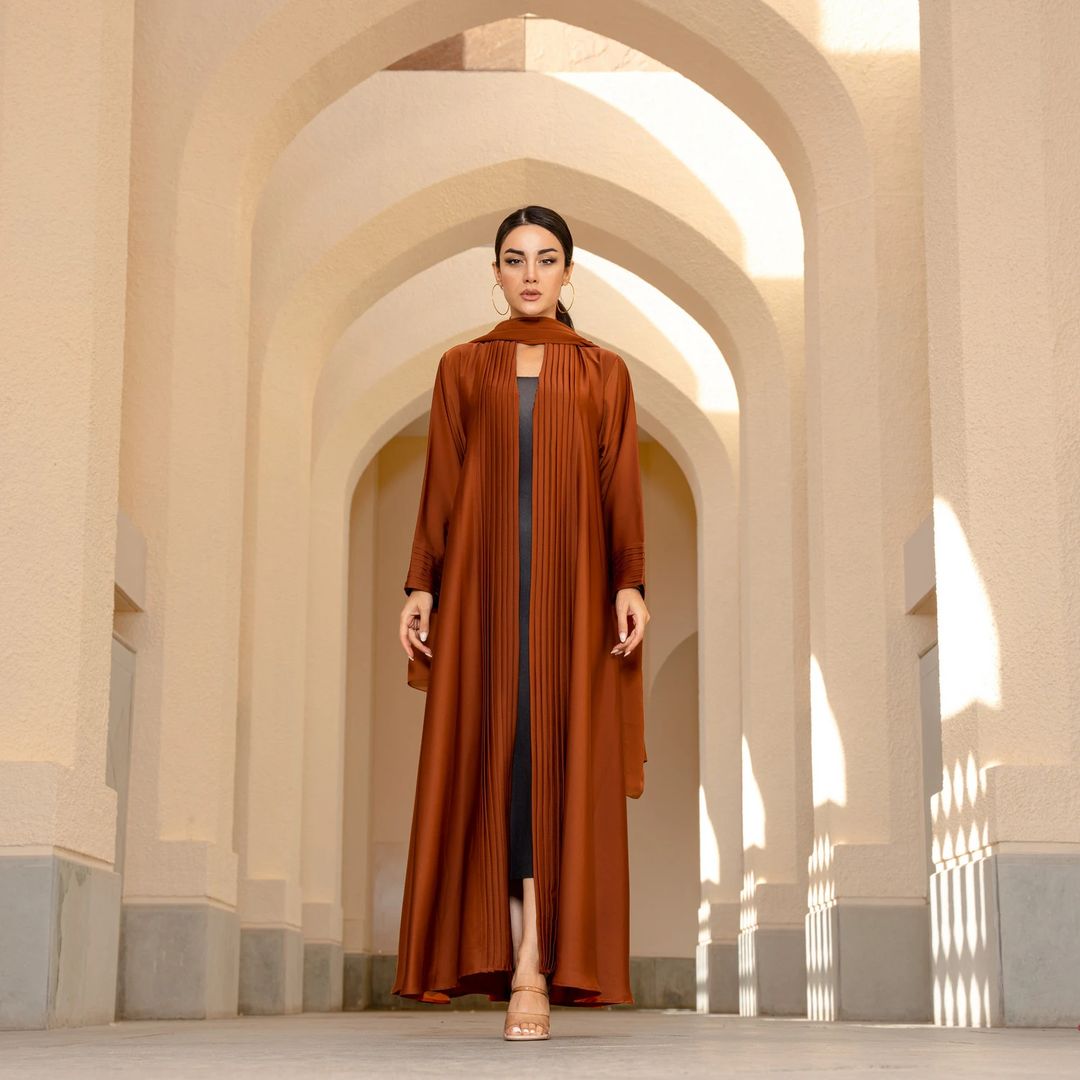 SISTERS COLLECTION SS24 - 3