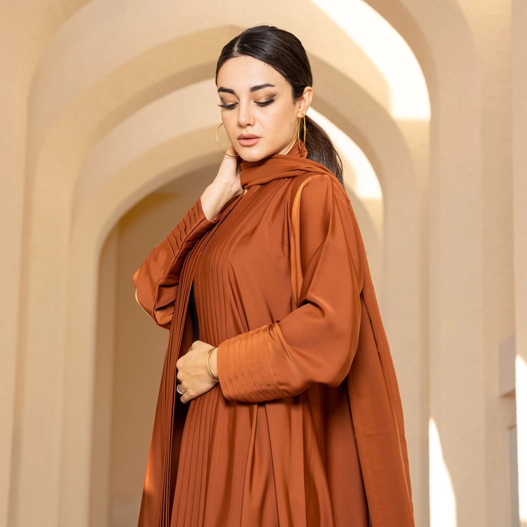 SISTERS COLLECTION SS24 - 4
