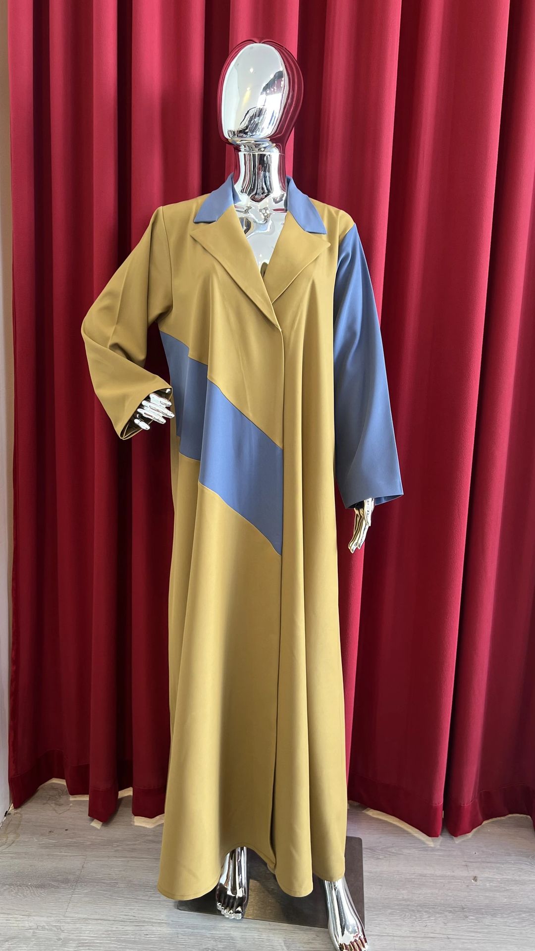 Yellow/Blue Abaya - 4