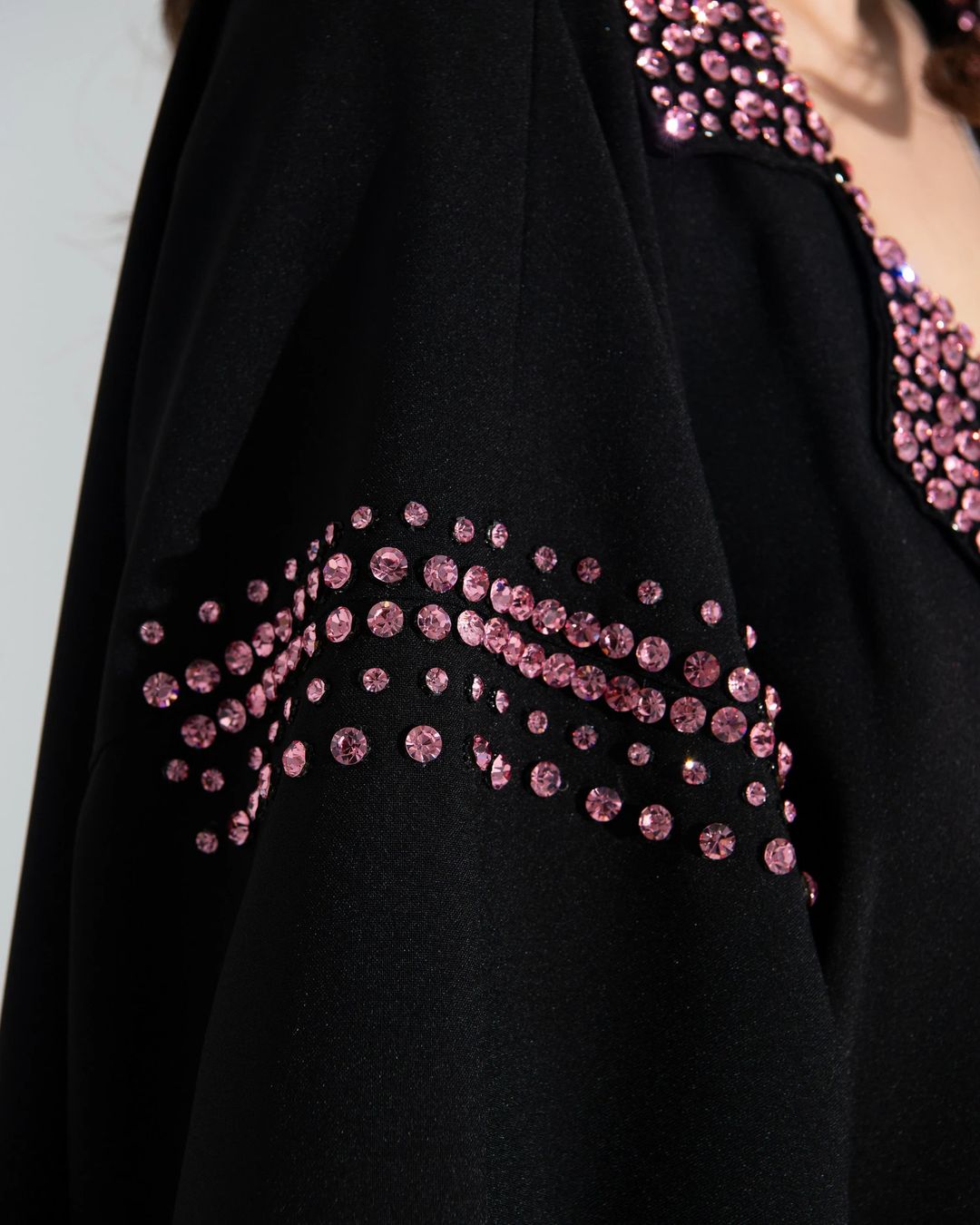 AE001 Black (Pink) - 10