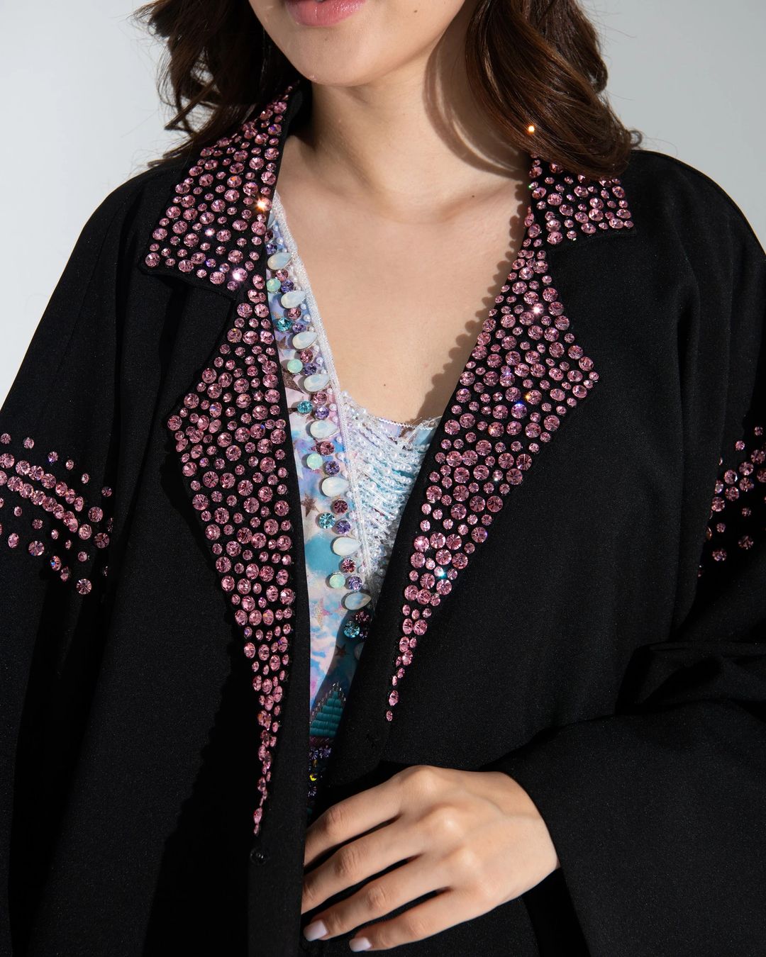 AE001 Black (Pink) - 8