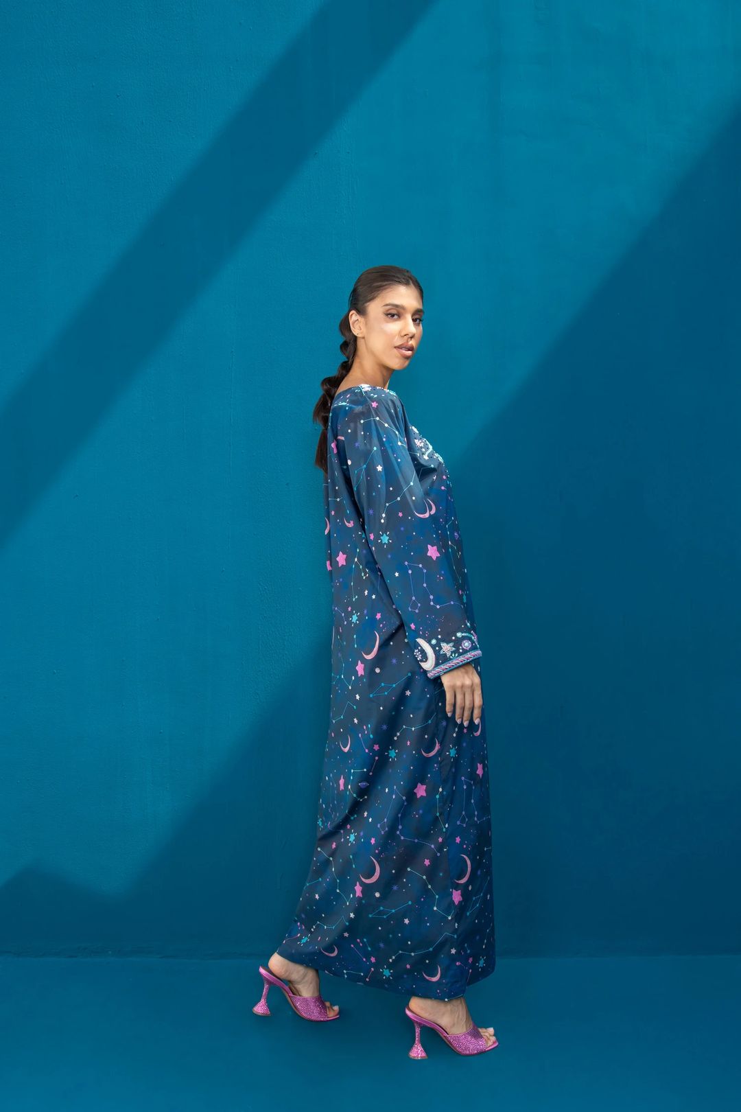 F100-J01 - 2