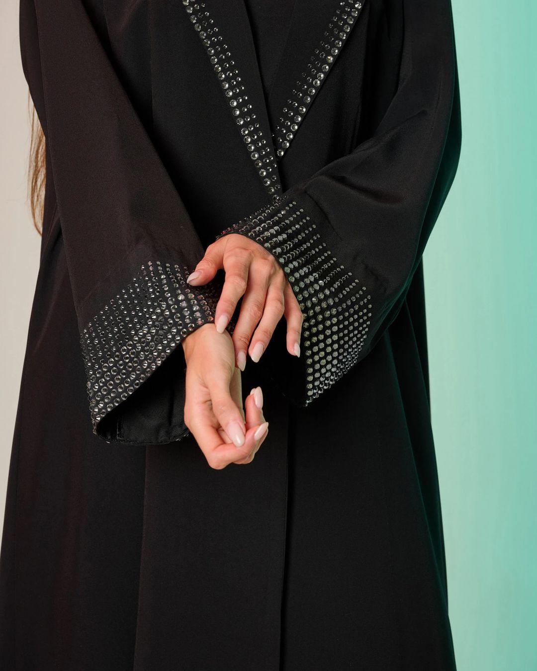 AE017 Black - 5