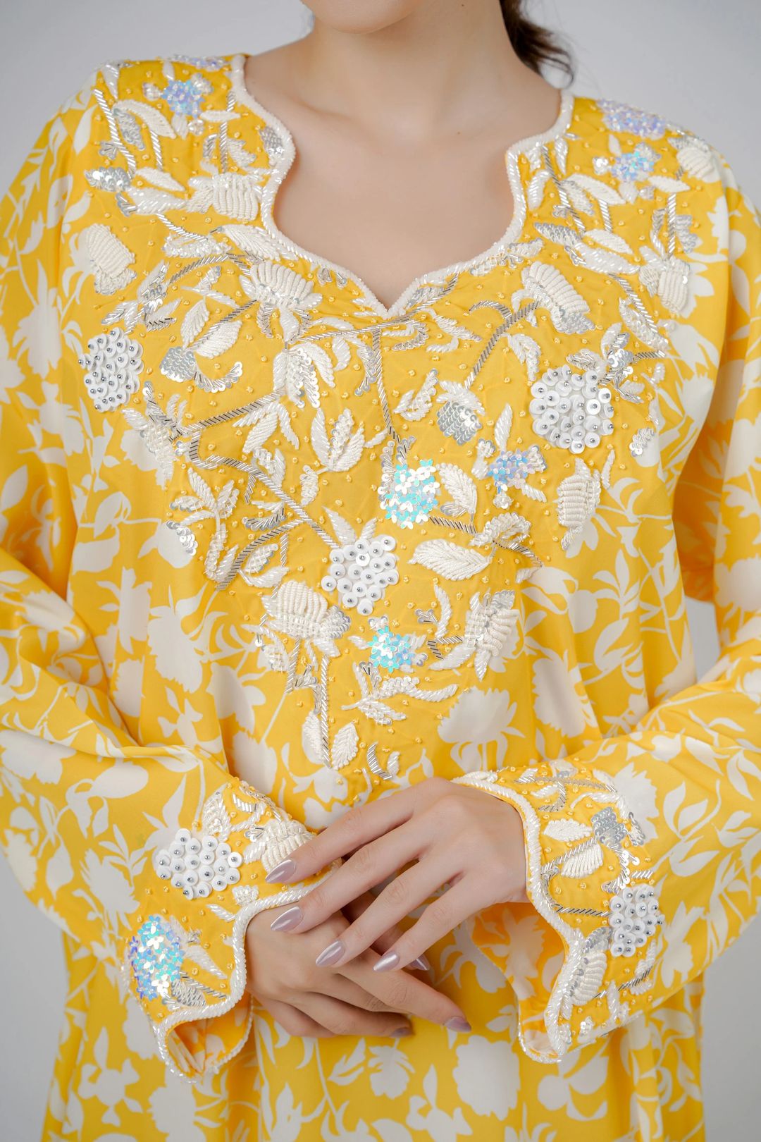 F210-J001 - 1