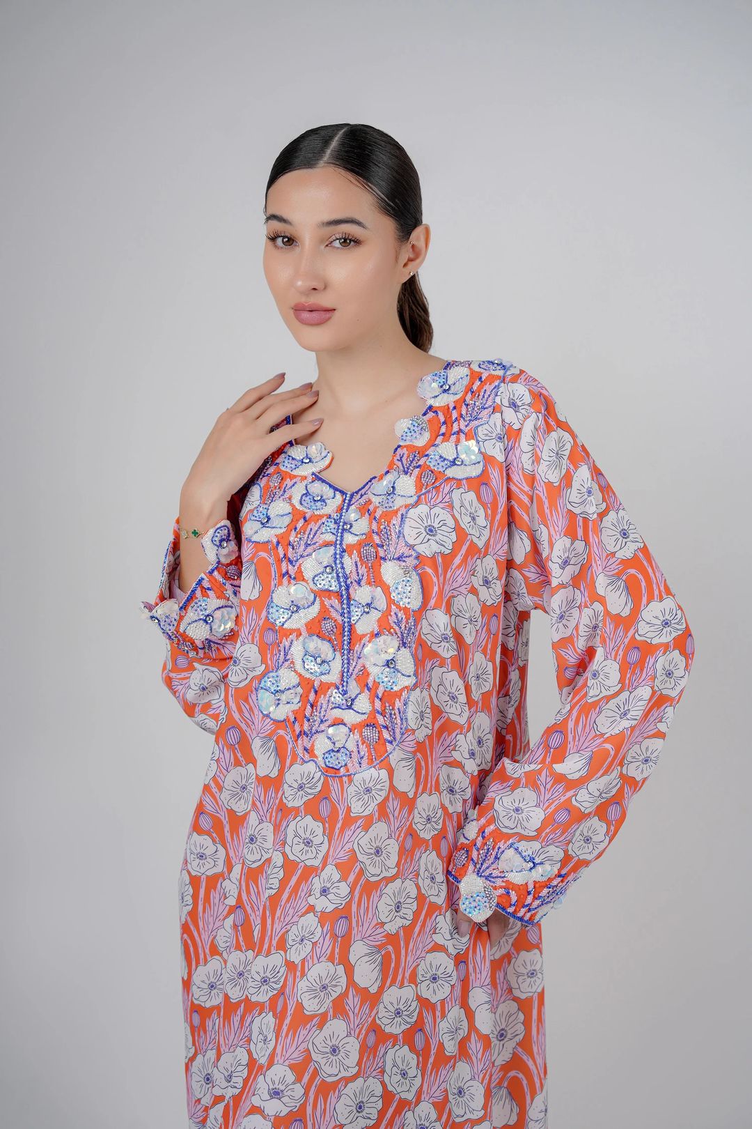 F196-J001 - 4