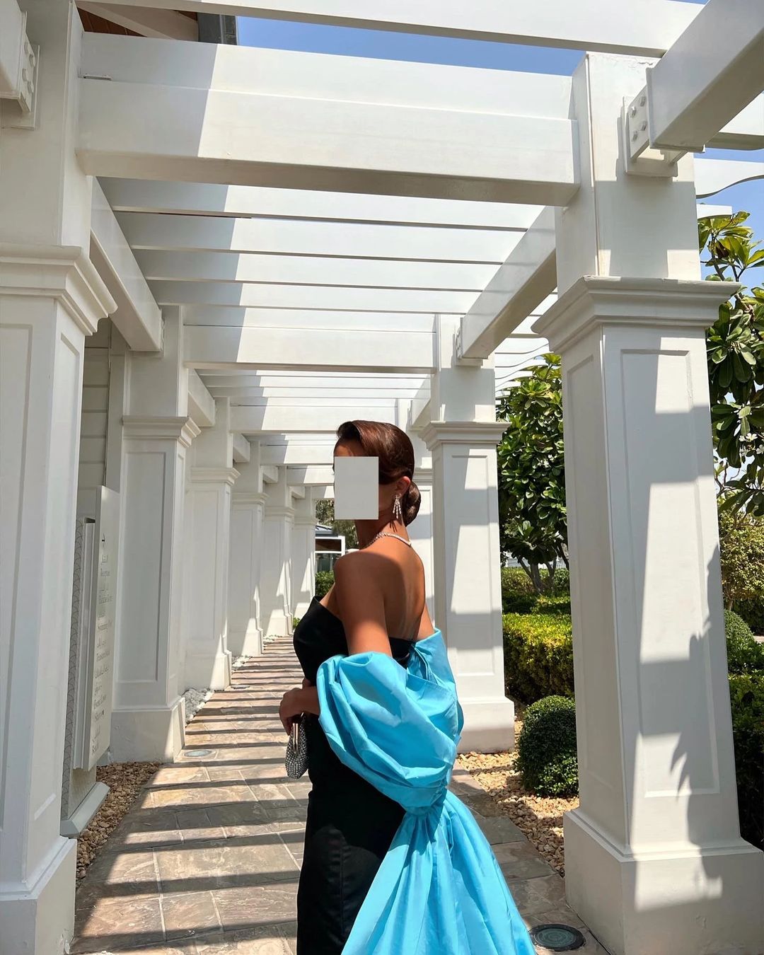 Black X blue wedding dress - 1
