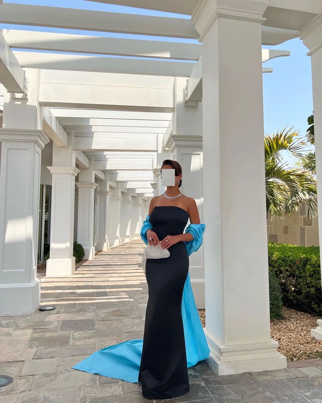 Black X blue wedding dress - 3