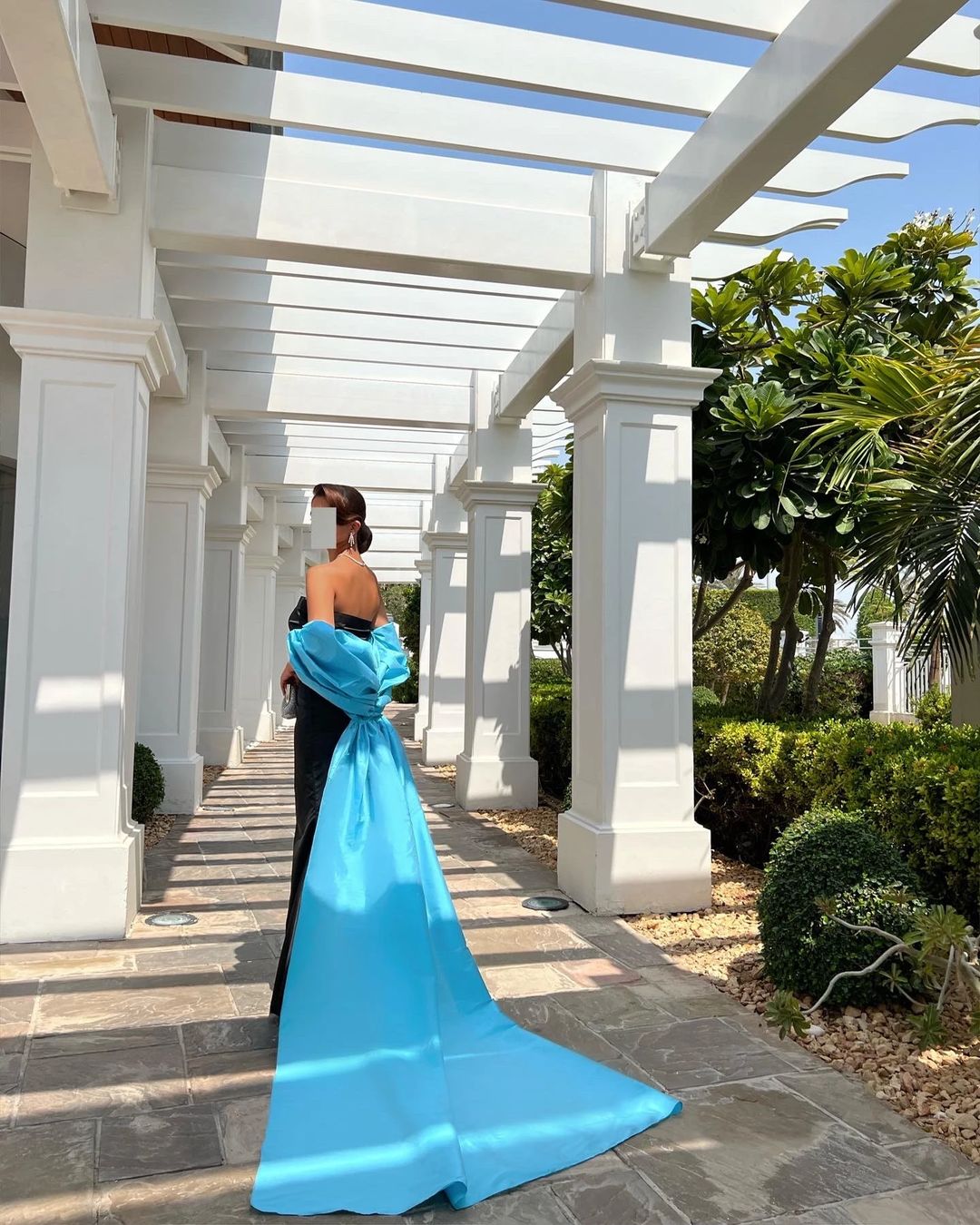 Black X blue wedding dress - 6