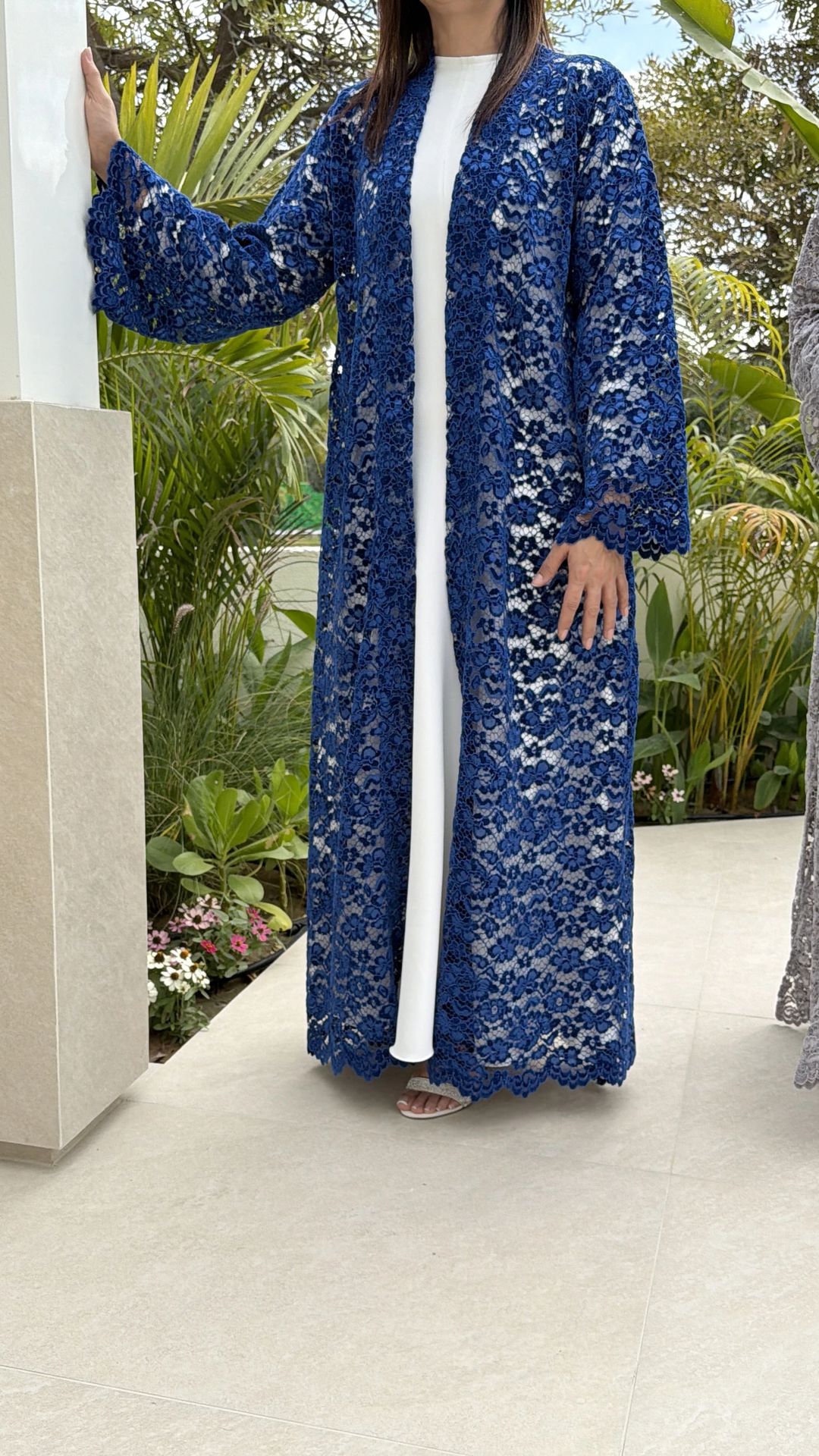 Layla velvet lace abaya - blue - 3