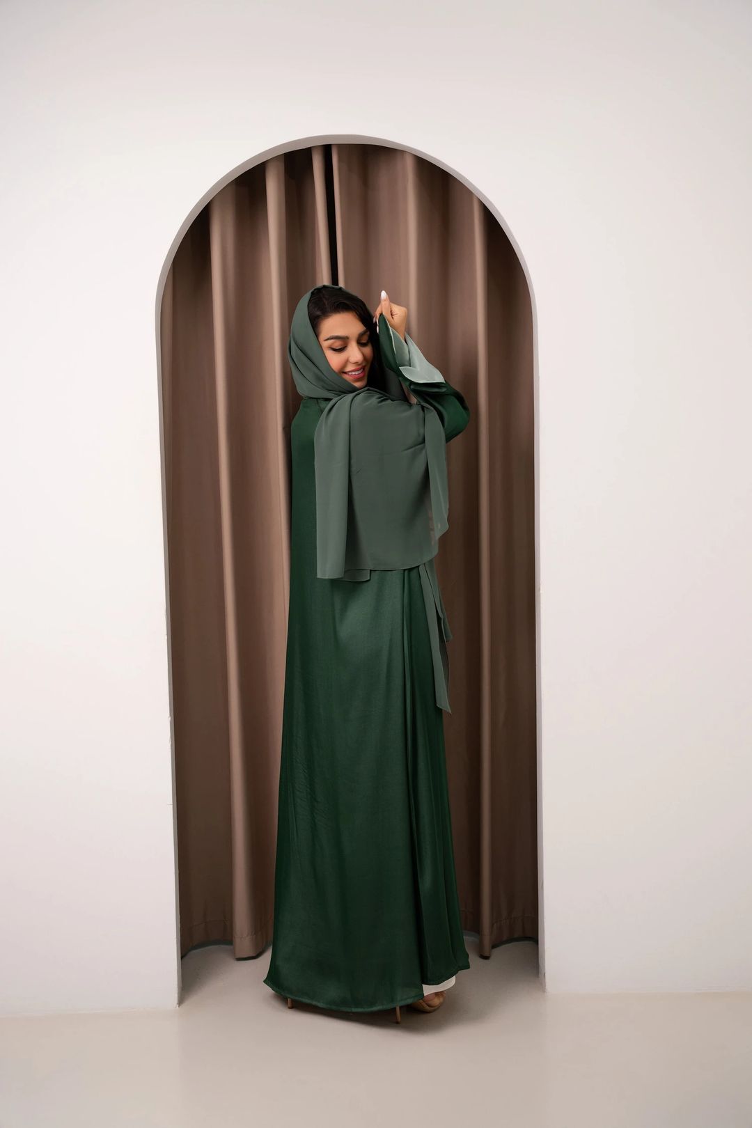 Layali emerald abaya - 3