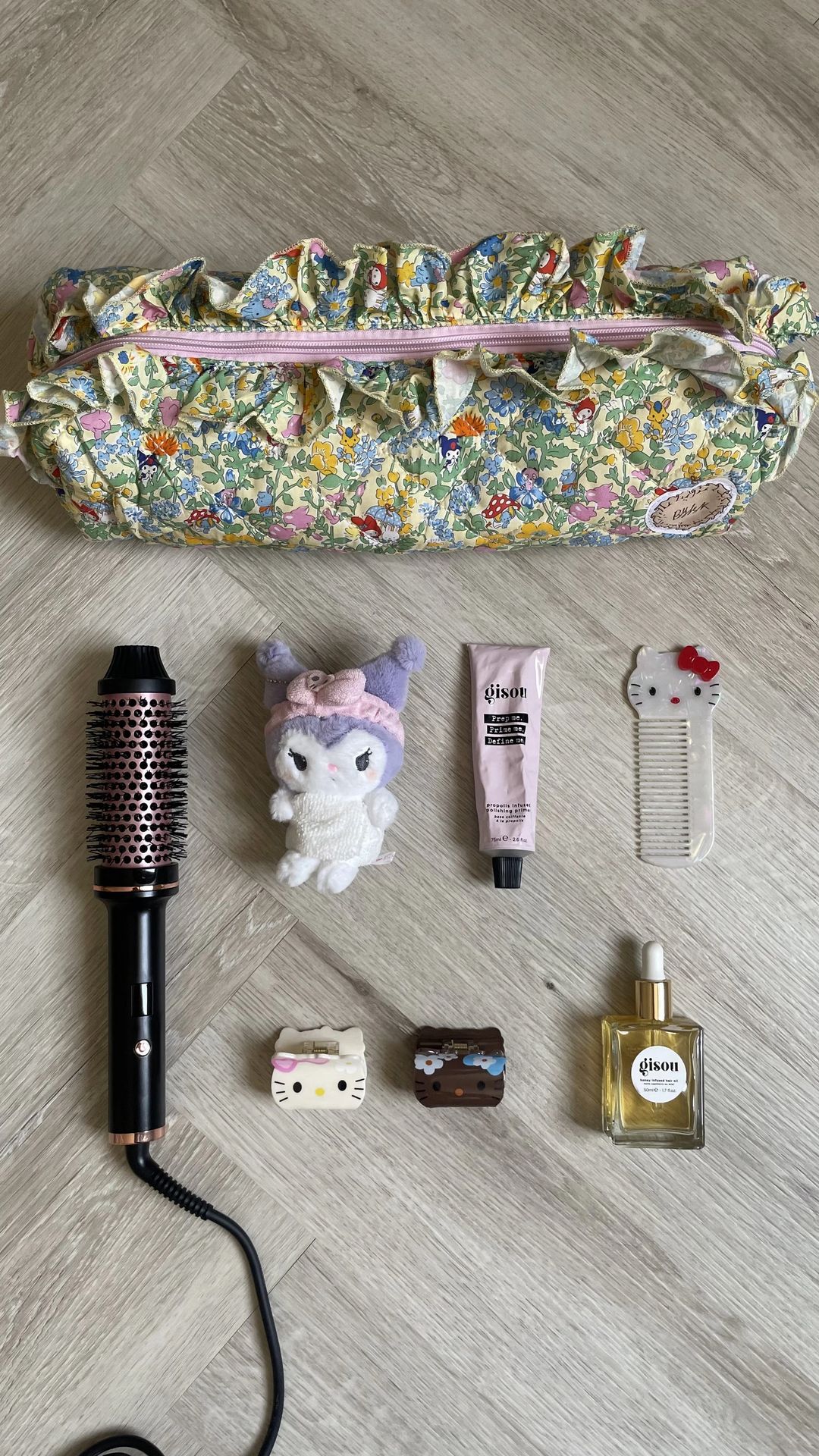 Sanrio hair tool pouch 🎀 - 3