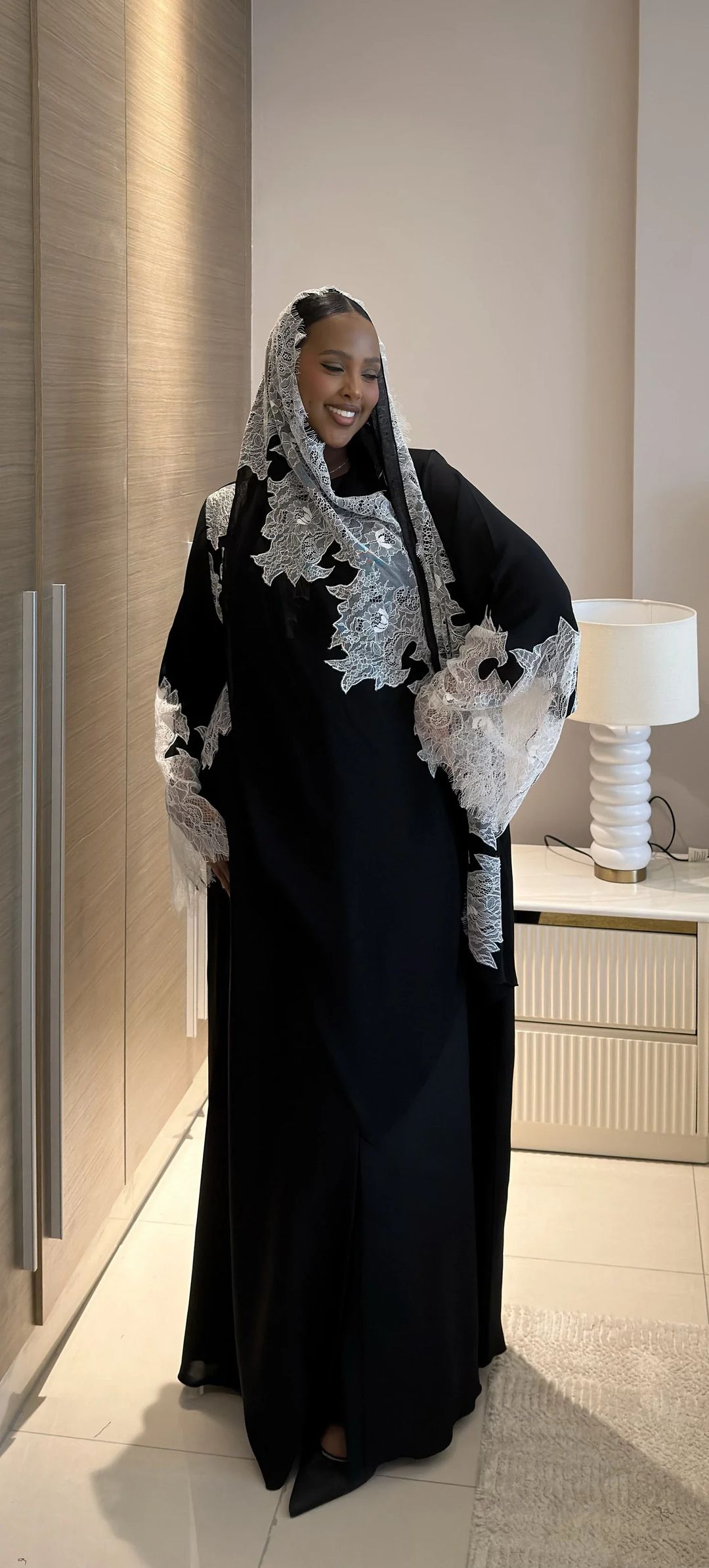 Aziza lace Abaya -Open - 2