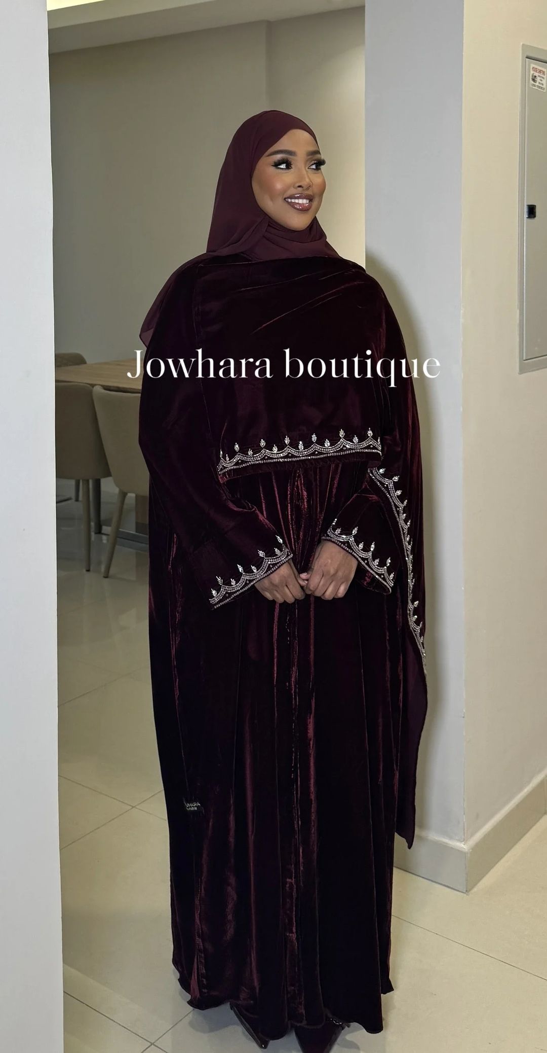 Velvet abaya with cape - 6