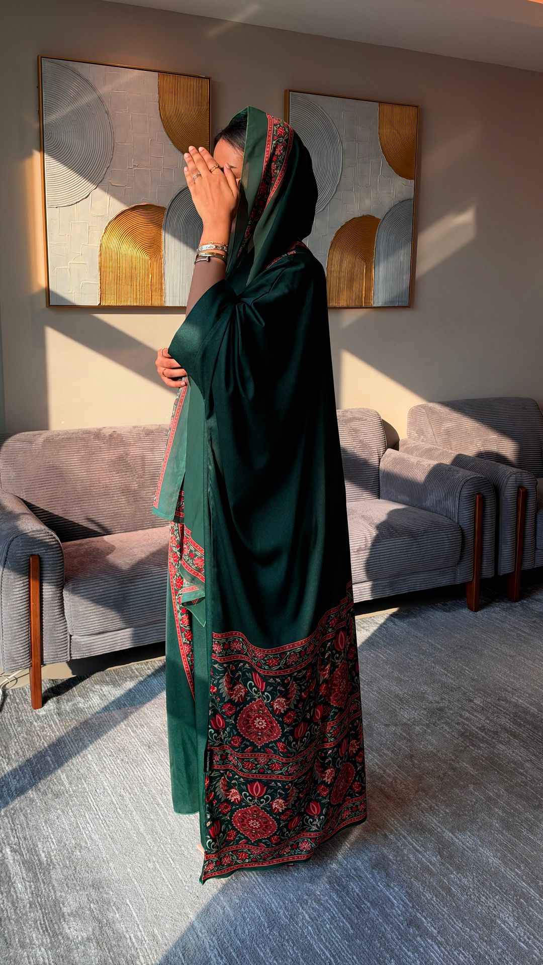 Culture  Printed Abaya Green - 2