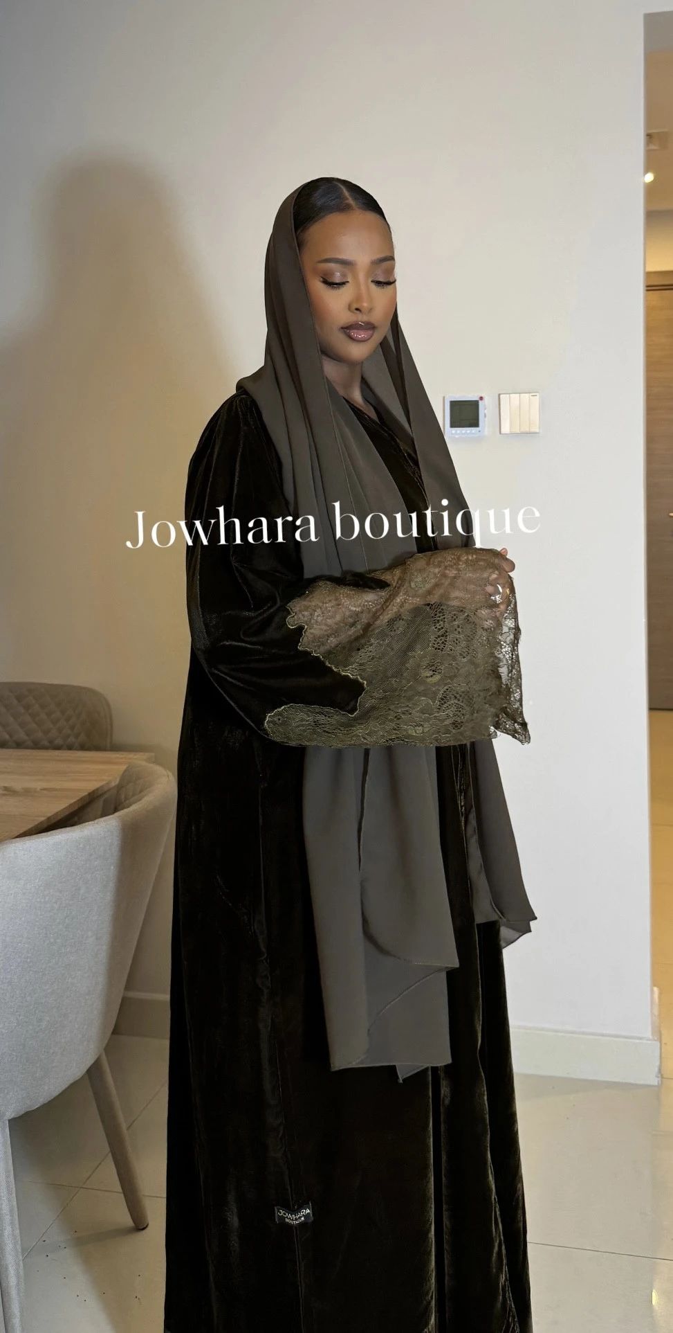 Idil velvet abaya with lace - 6