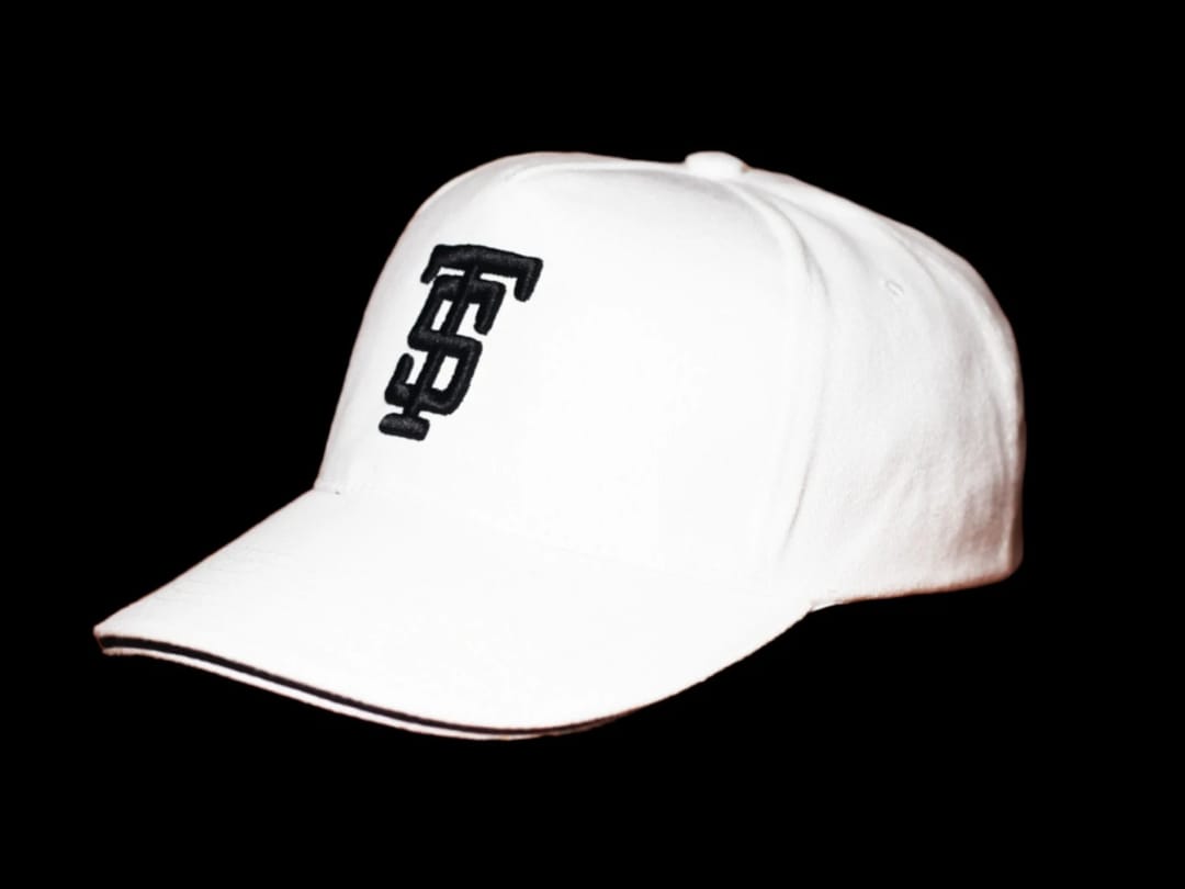 3D, ST 1977 Legend’s Birthday Casual Cap – White - 2