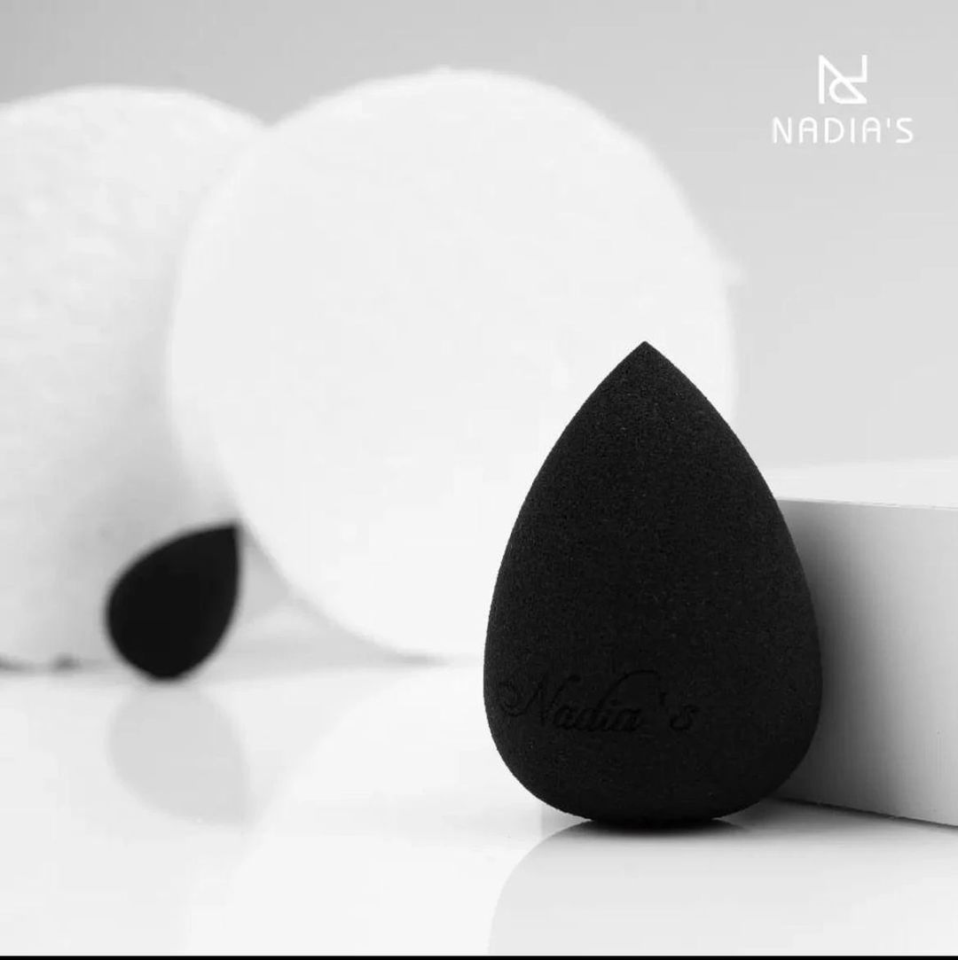 Black Beauty Blender - 1