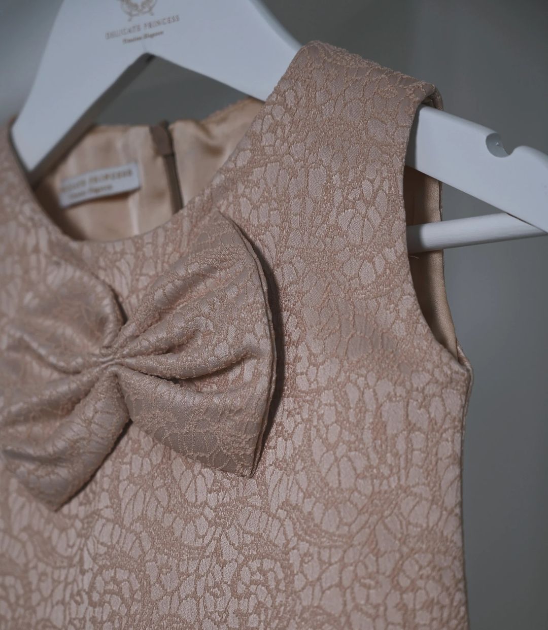 Beige Bow - Newborn - 2