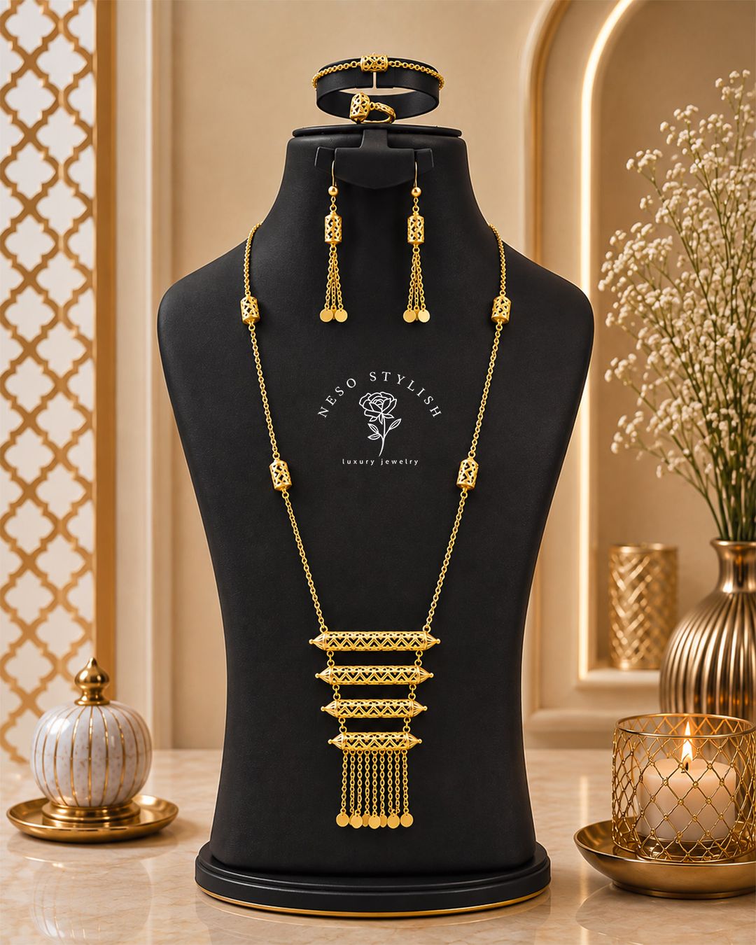 مرتعشة إماراتية مطلية بالذهب - 1