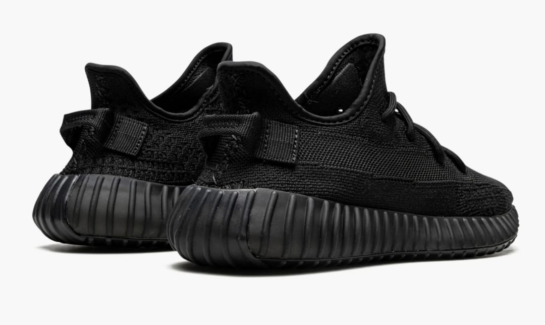 YEEZY 350 "ONYX" - 2