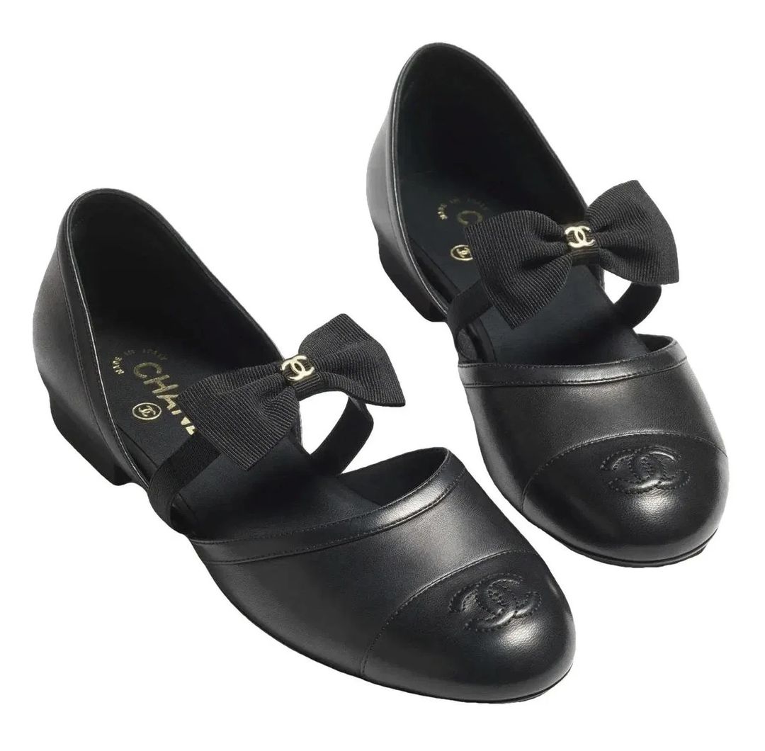 CHANEL MARY JANES "BLACK" - 2