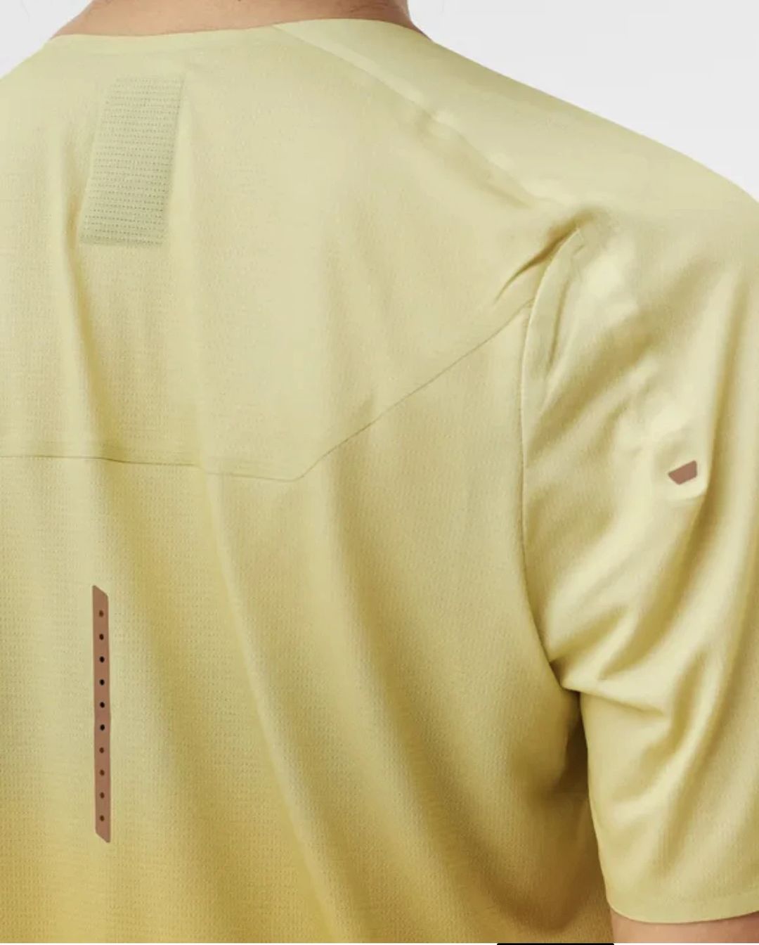 ON X LOEWE PERFORMANCE TEE - 5