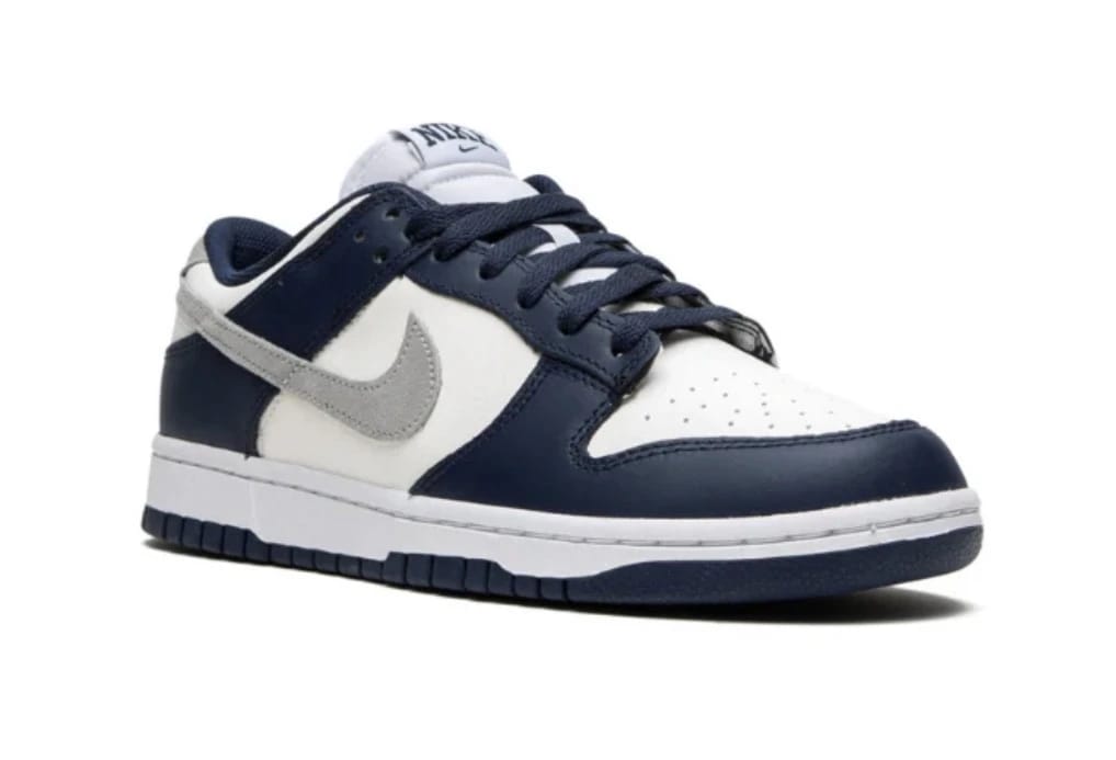 NIKE DUNK LOW "MIDNIGHT NAVY" - 4
