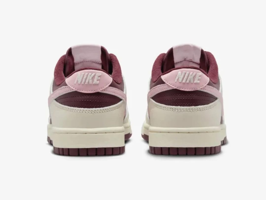 NIKE DUNK LOW "VALENTINE'S DAY" - 4