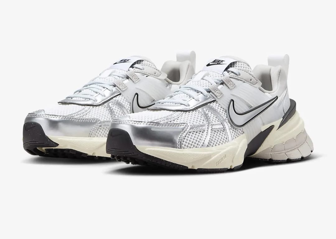 NIKE V2K "WHITE METALLIC SILVER" - 2