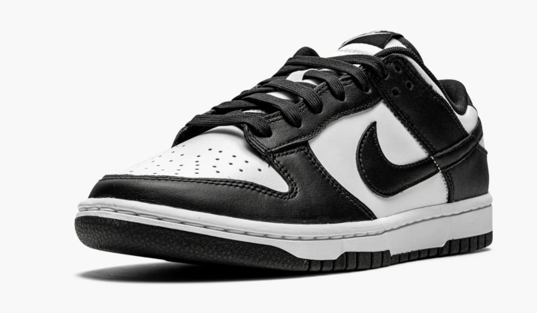 NIKE DUNK LOW "PANDA" - 3