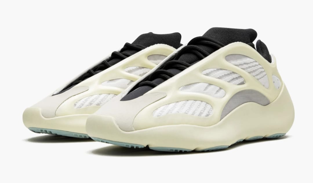 YEEZY 700 V3 "AZAEL" - 1