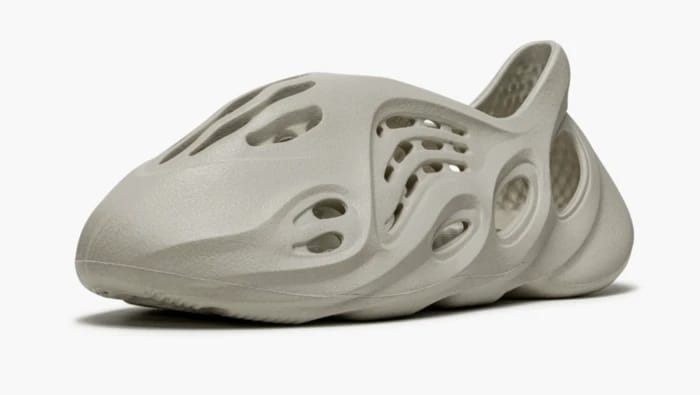 YEEZY FOAM RUNNER SAND - 3