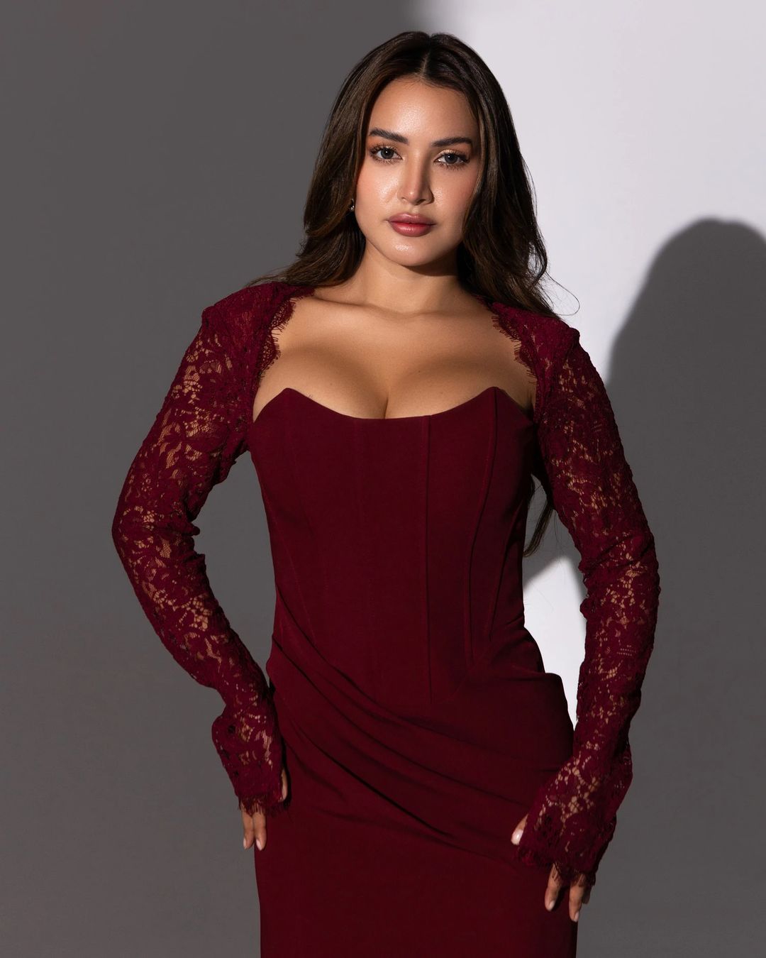 Latifa burgundy - 5