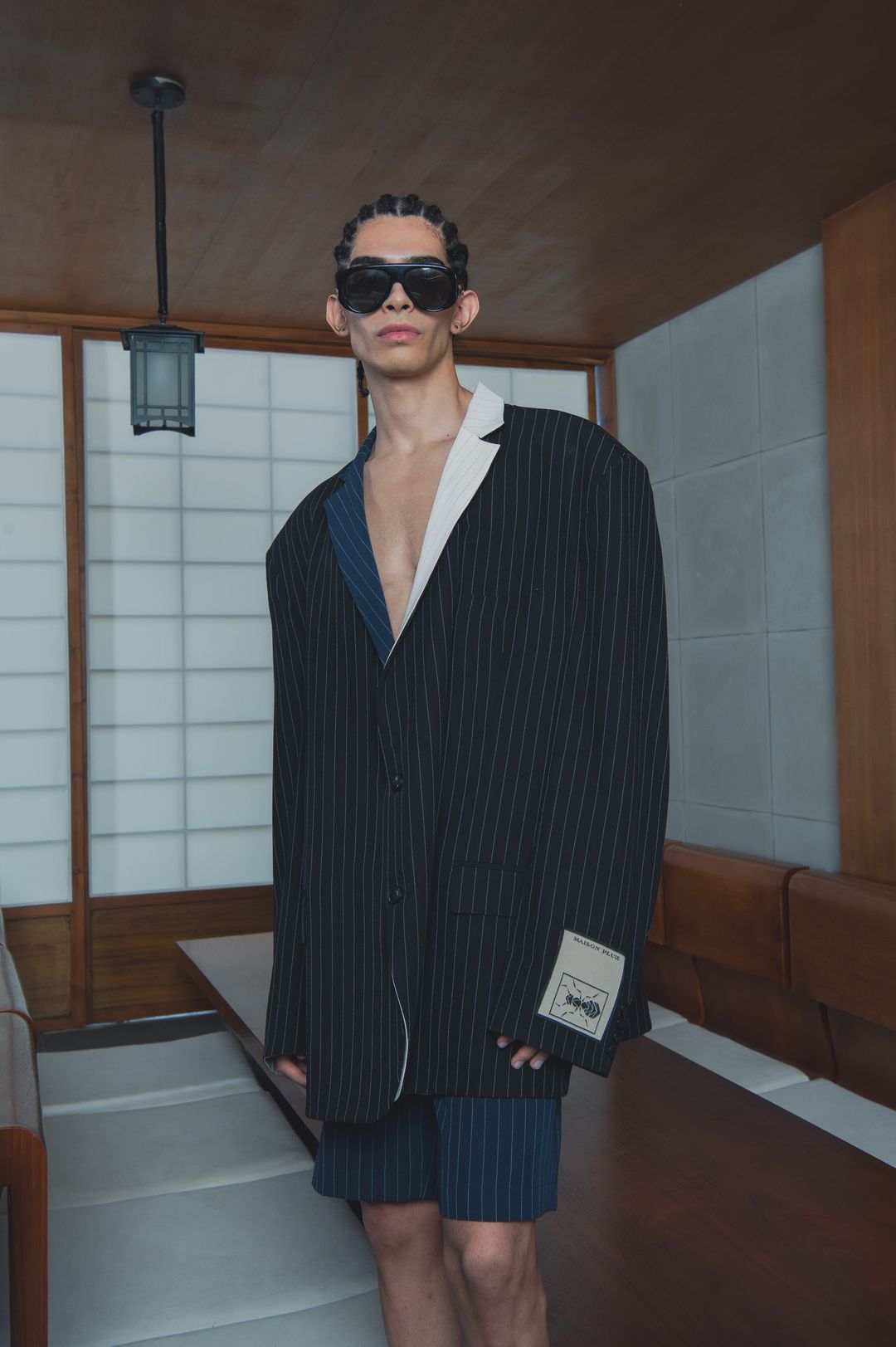 reversible-contrastlapel-pinstripe-set - 1