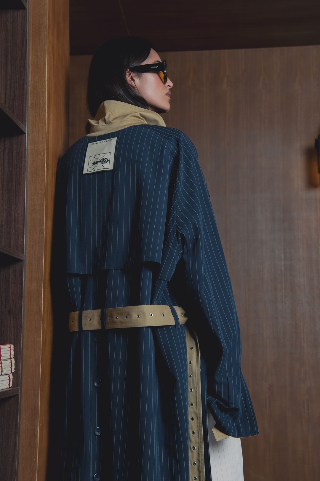 Navy And Ivory Reversible Pinstripe Coat Set - 4