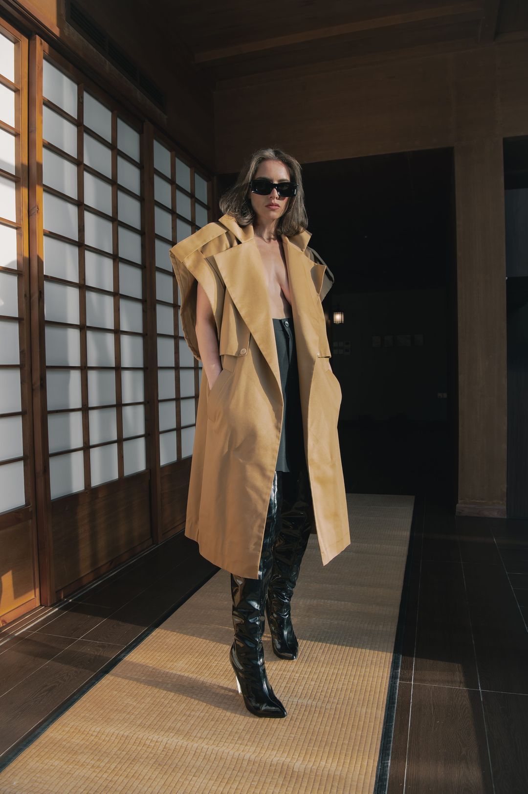 Camel Layered-Lapel Coat And Black Shorts Set - 1