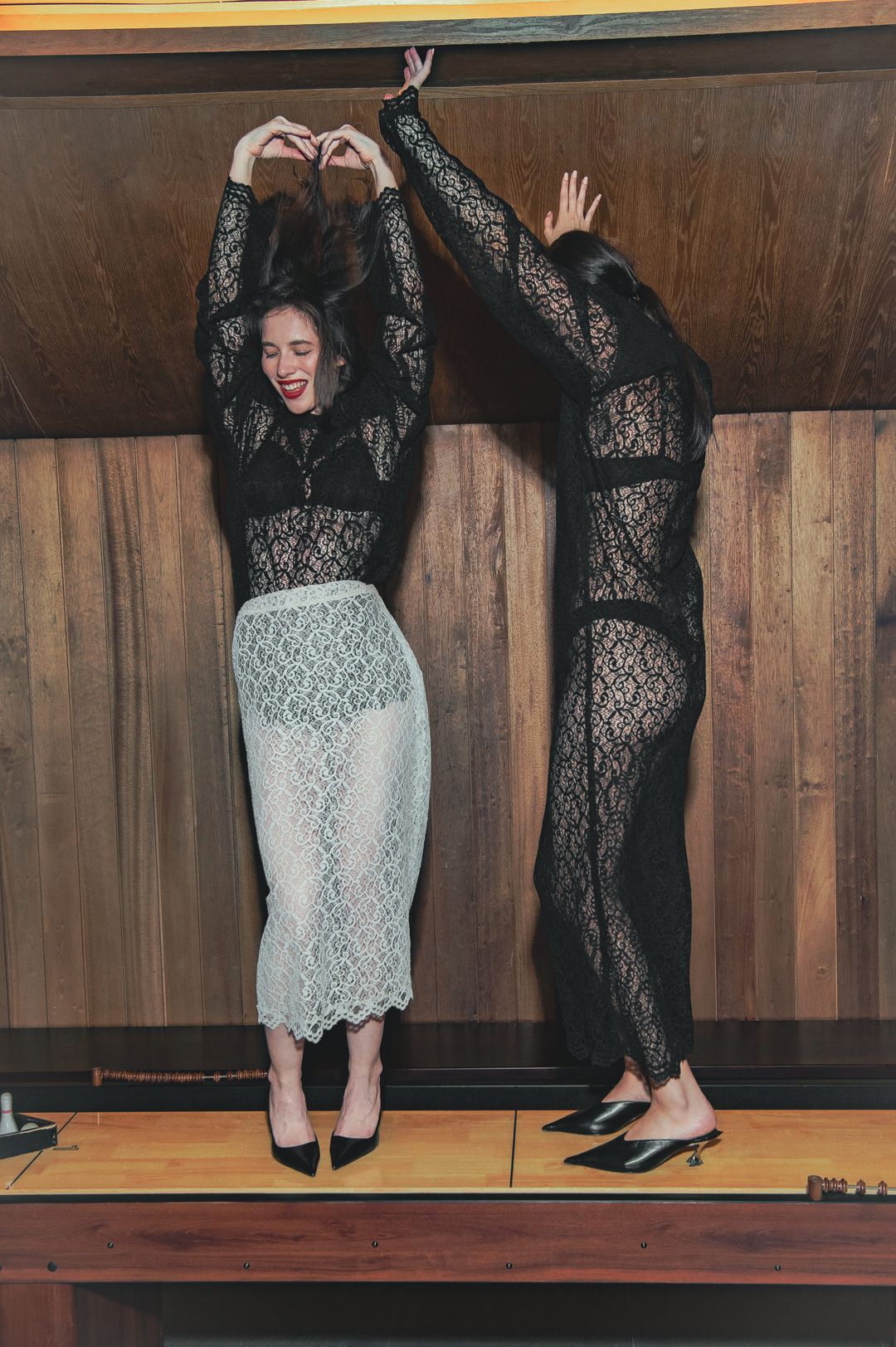 Black And Ivory Structured Lace Skirt Set - 5