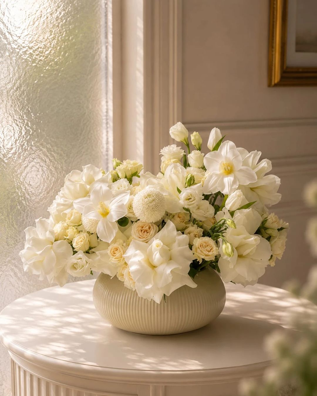 ELEGANT MIX WHITE VASE ARRANGEMENT - 1