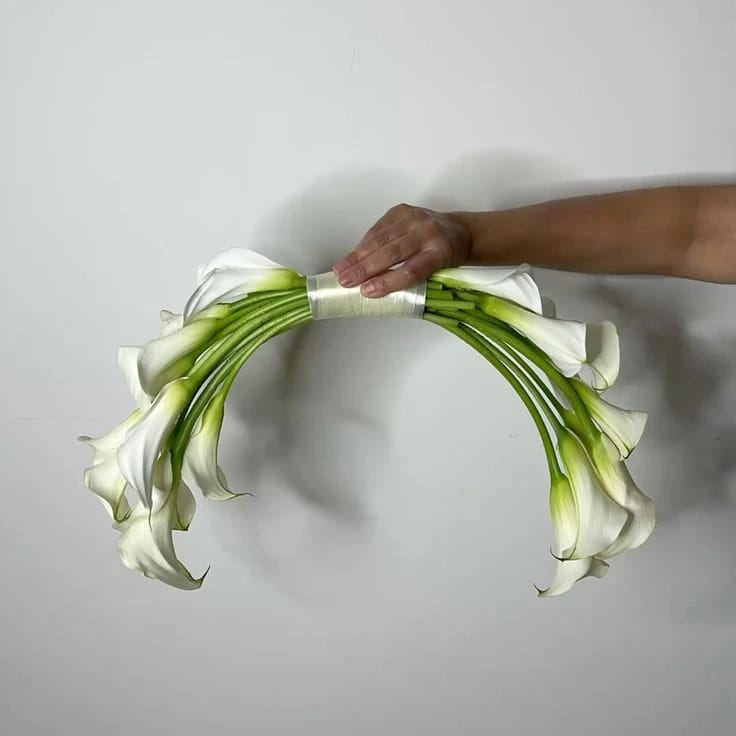 BRIDAL BOUQUET CALLA LILY WHITE/ ARC - 1