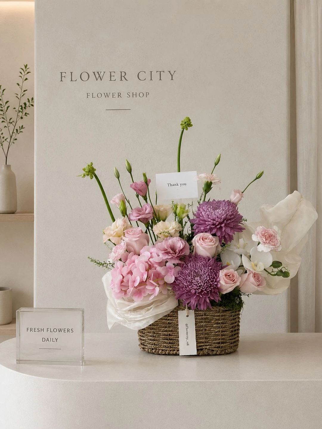 Basket arrangement Flowers - 1