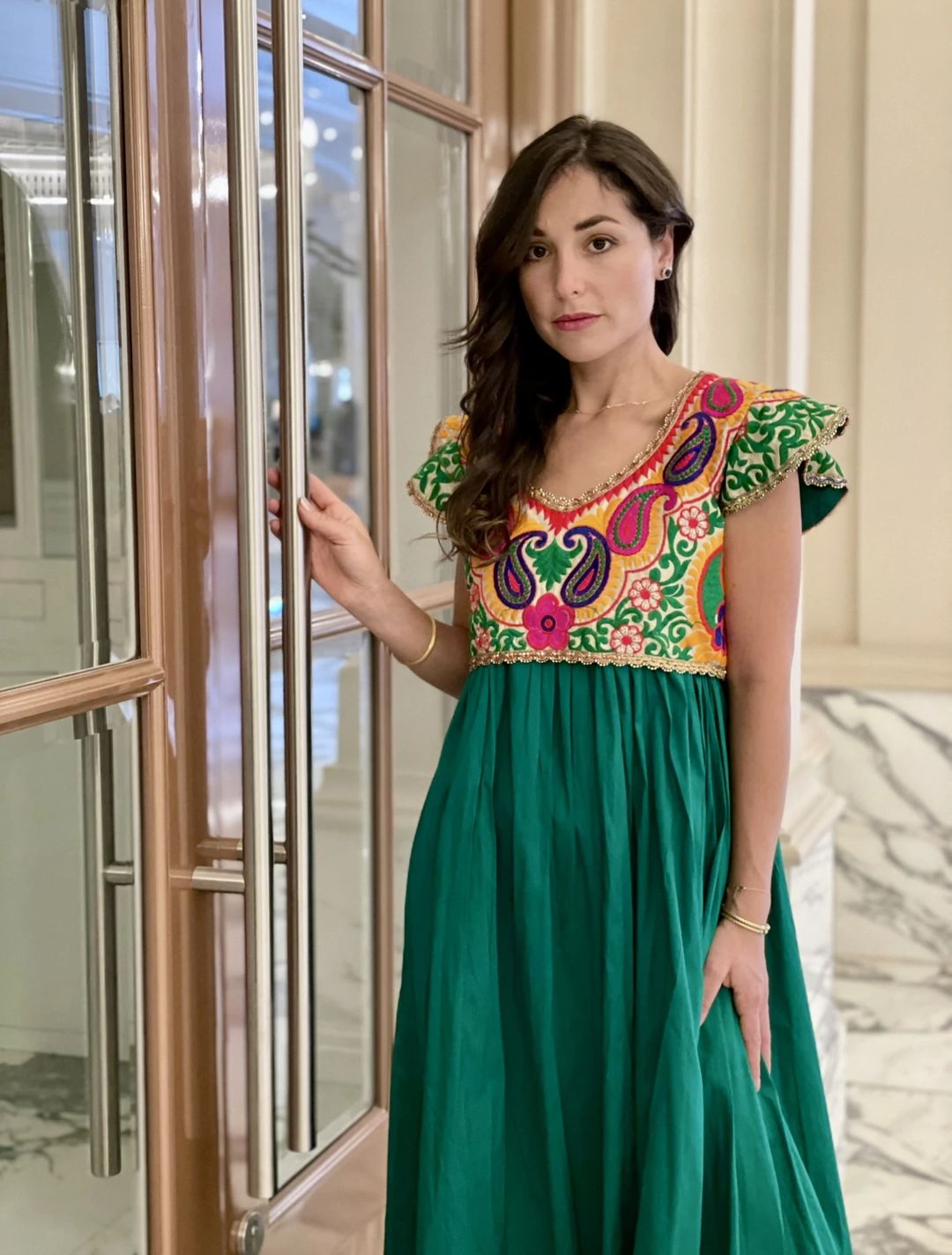 Green tafffeta dress - 1