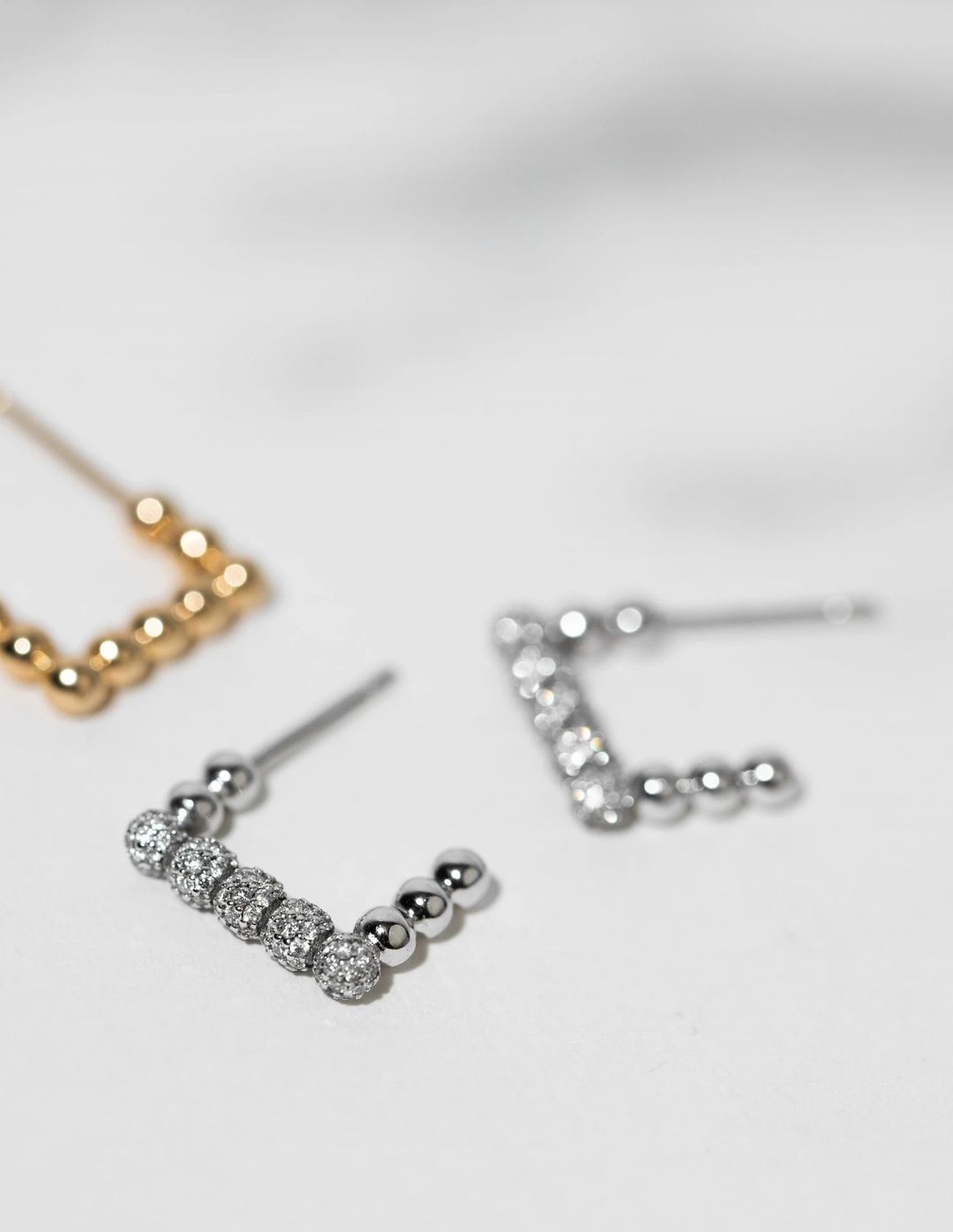 DROPS Petite Earrings in Diamonds - 1