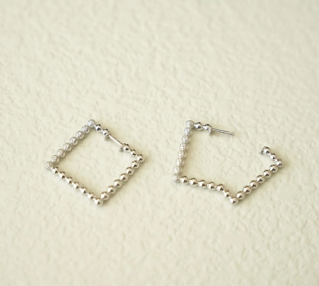 DROPS Diamonds Square Hoop Earrings - 2